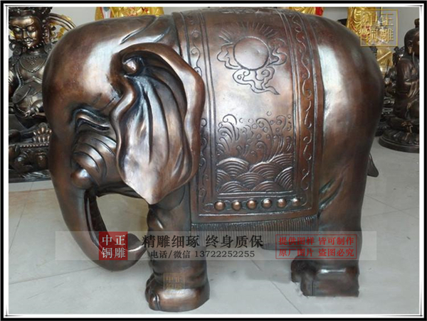 生产铸铜大象.jpg