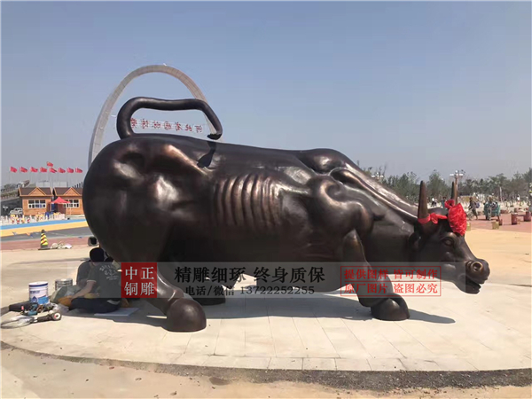 销售铜牛雕塑价格.jpg