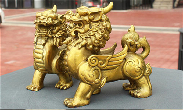 招财铜貔貅雕塑.jpg