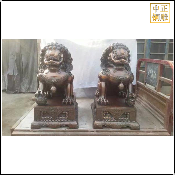铜雕狮子价格