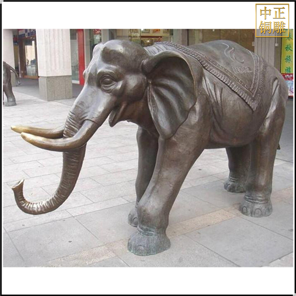 喷水铜大象.jpg