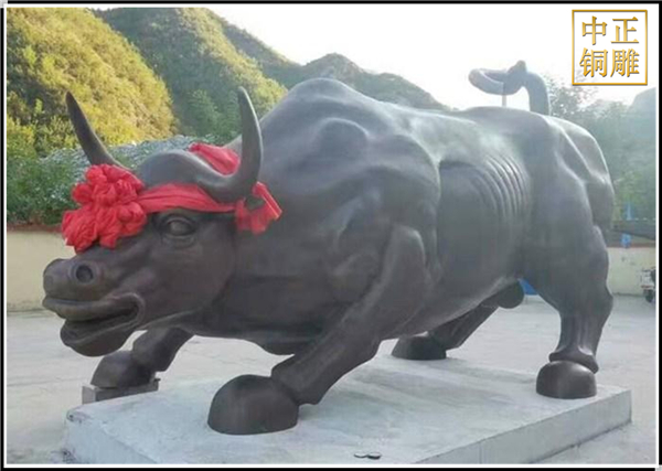 大型颐和园铜牛