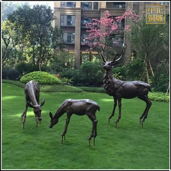 小区景观铜鹿雕塑.jpg