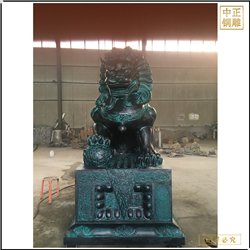 各种尺寸故宫铜狮子雕塑