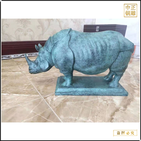 大号犀牛铜雕塑铸造.jpg