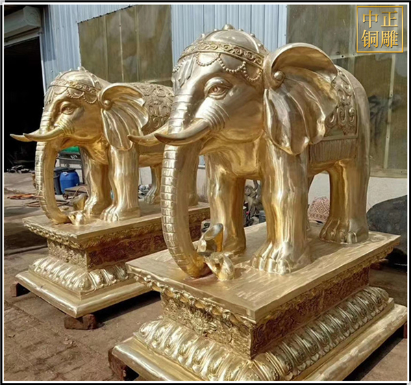 2米高铜大象铸造.jpg