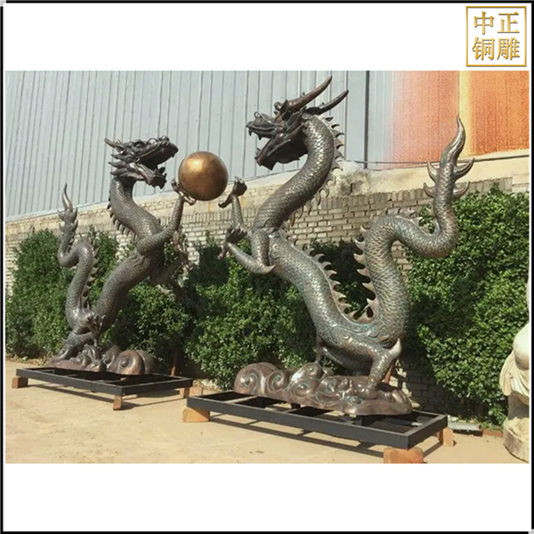 大型铜龙戏球雕塑
