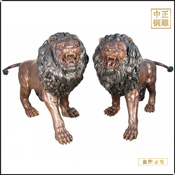 两只铜狮子图片.jpg