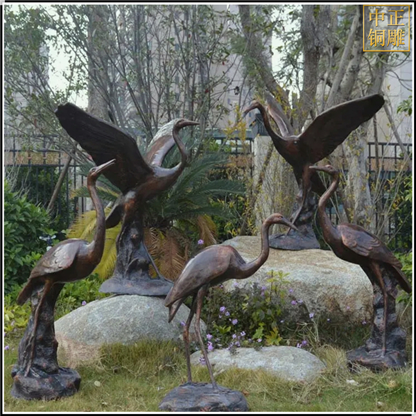 景观仙鹤铜雕塑
