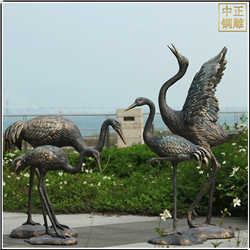 园林仙鹤动物雕塑